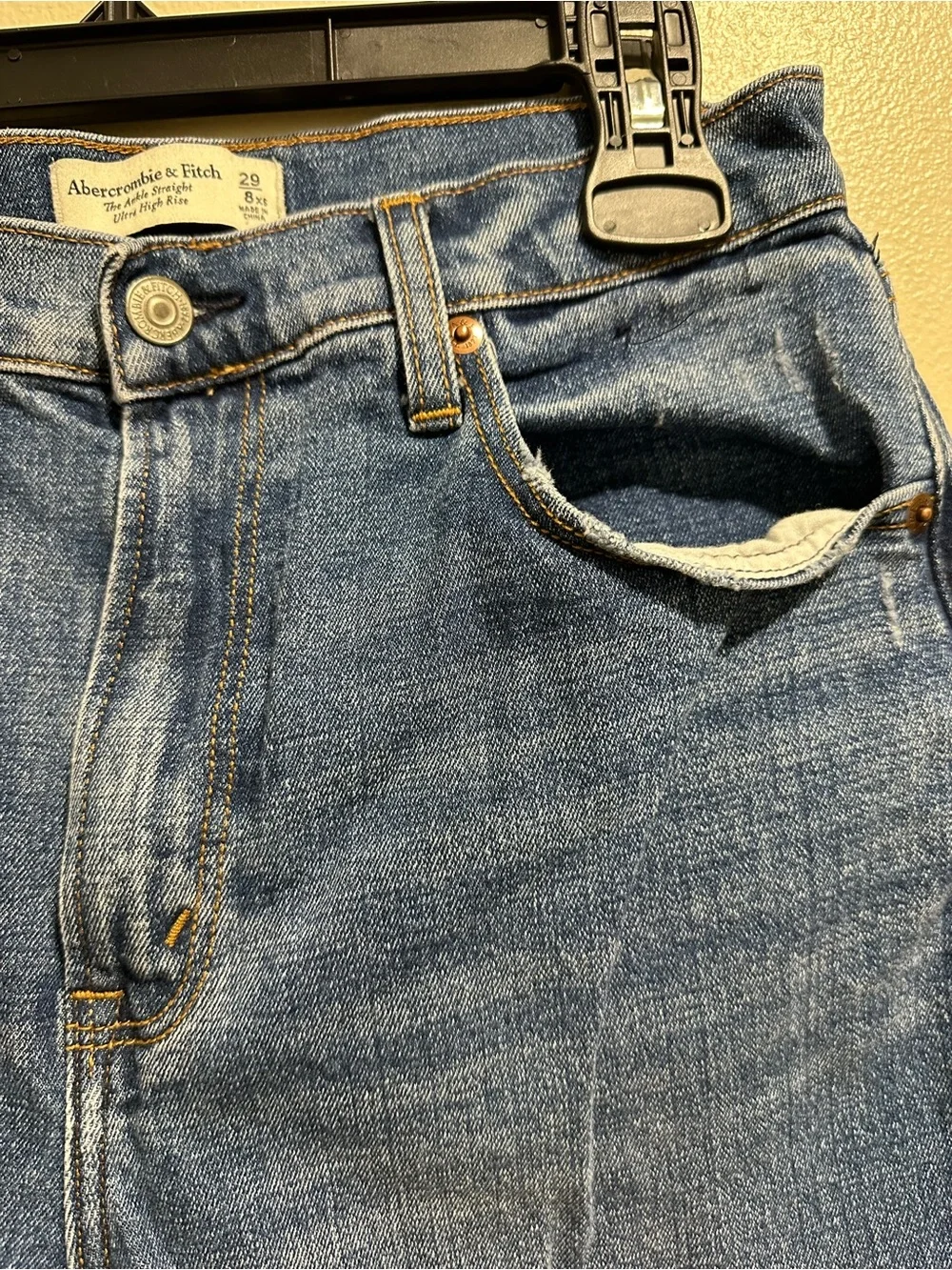 Women’s Abercrombie & Fitch Ultra High Rise Ankle Straight Distressed Jeans